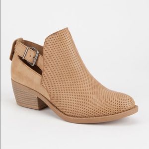 Perforated small heel ankle booties shoes TAN